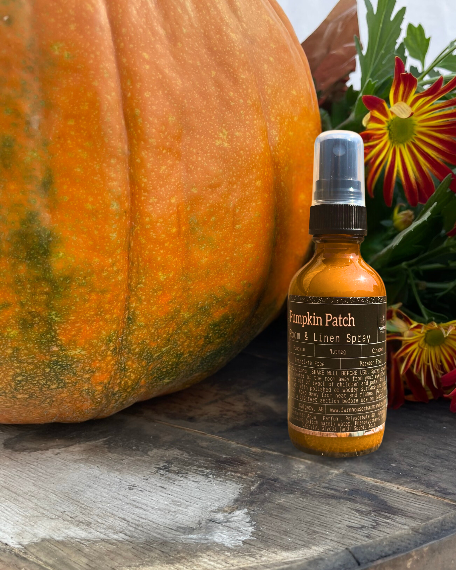 Pumpkin Patch Room and Linen Spray - A Cozy Autumn Delight

Capture the essence of fall with our Pumpkin Patch Room and Linen Spray, a delightful blend of pumpkin, nutmeg, an